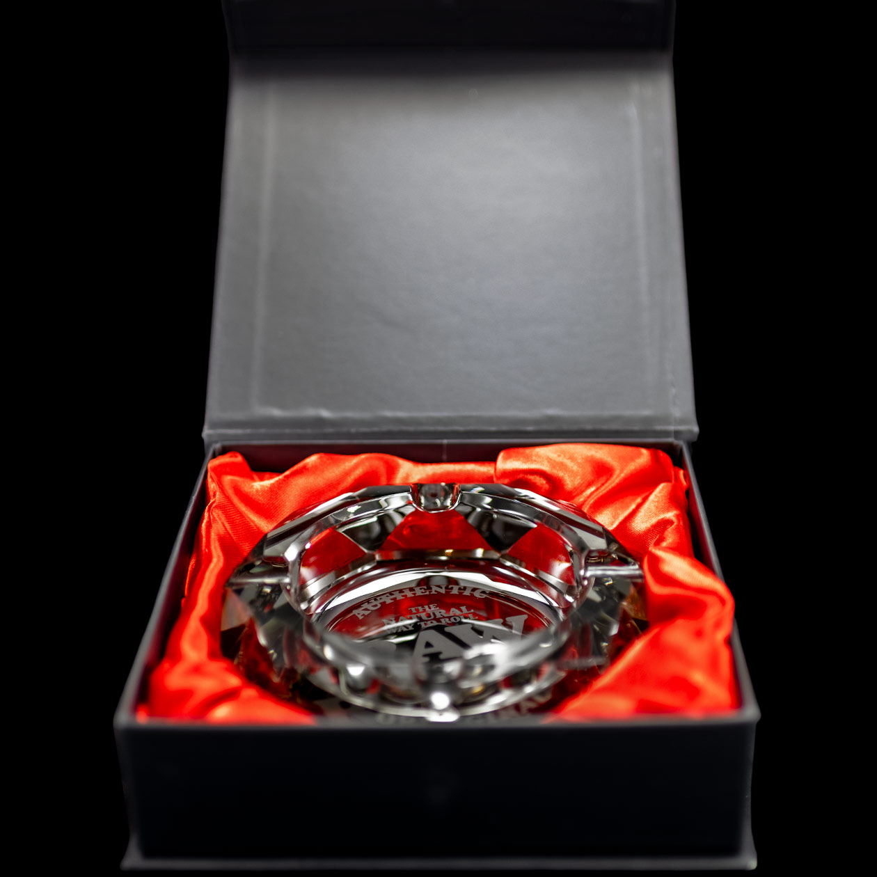 produkt 0353 raw the darkside ashtray kristall glas geschenkbox