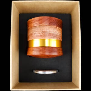 produkt 1842 bavarian botanicals holz grinder rosenholz aluminium gold kindl gravur 60mm 4 tlg crusher shredder kraeutermuehle edel