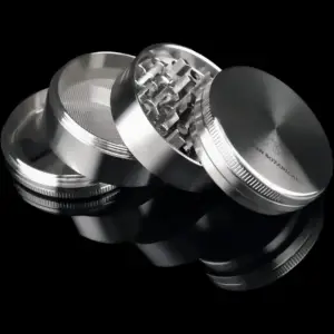 produkt 1845 bavarian botanicals edelstahlgrinder edelstahl gravur 63mm 4 tlg silber stainless steel crusher shredder kraeutermuehle edel