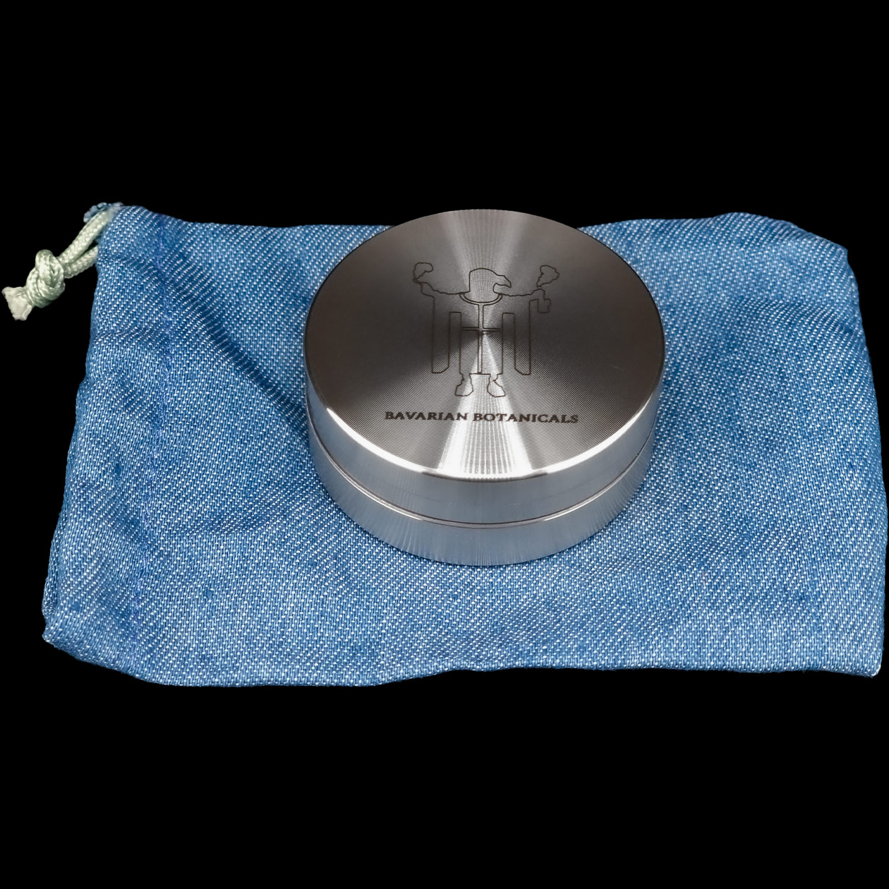 produkt 1861 bavarian botanicals edelstahlgrinder edelstahl gravur 50mm 2 tlg silber crusher shredder kindl edel 420 stoffsaeckchen